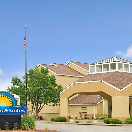 Days Inn By Wyndham St. Louis/Westport Mo Maryland Heights Exterior foto